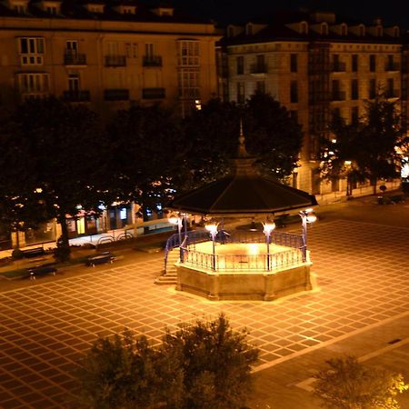 Plaza Pombo B&B - Hostal Сантандер Екстериор снимка