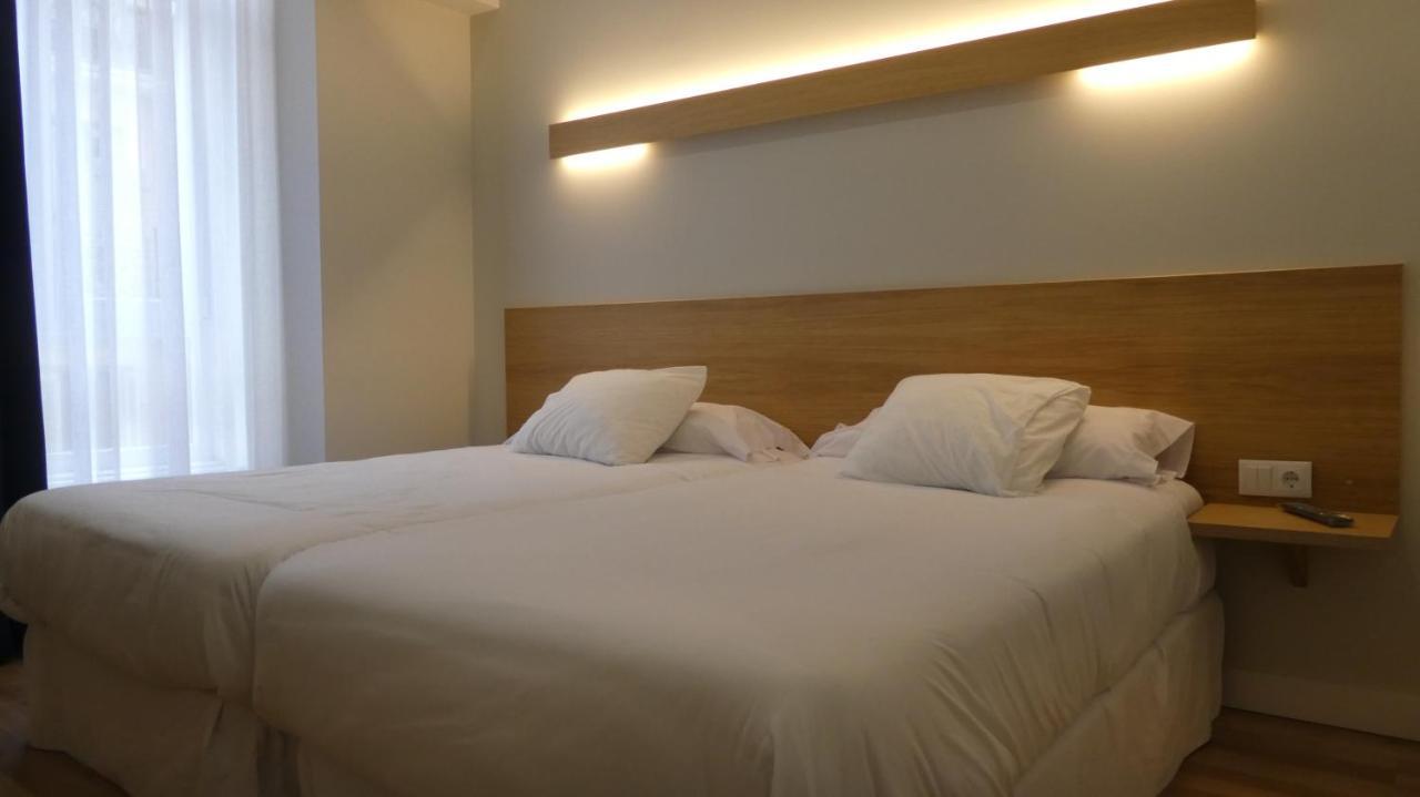Plaza Pombo B&B - Hostal Сантандер Екстериор снимка