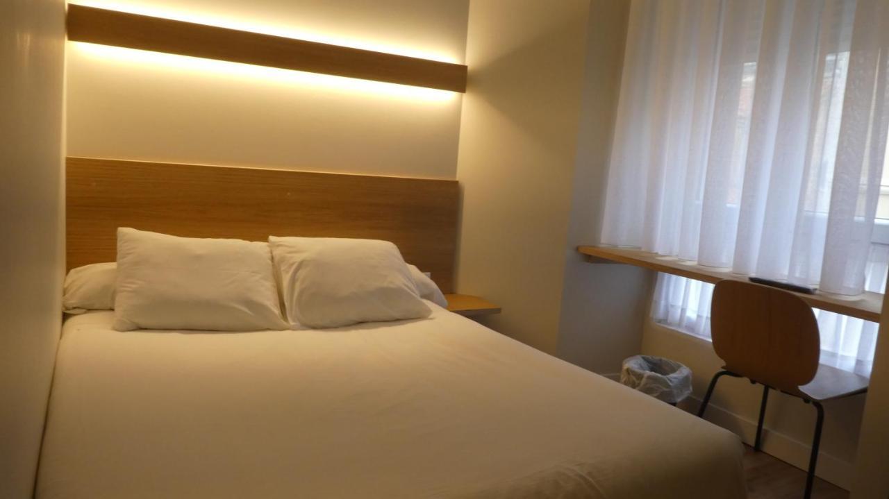 Plaza Pombo B&B - Hostal Сантандер Екстериор снимка
