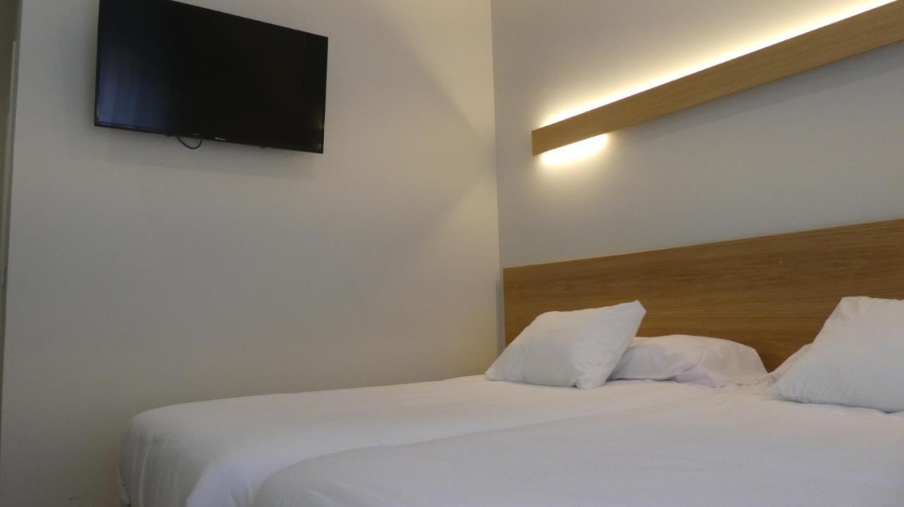 Plaza Pombo B&B - Hostal Сантандер Екстериор снимка