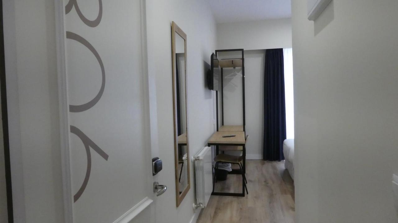 Plaza Pombo B&B - Hostal Сантандер Екстериор снимка