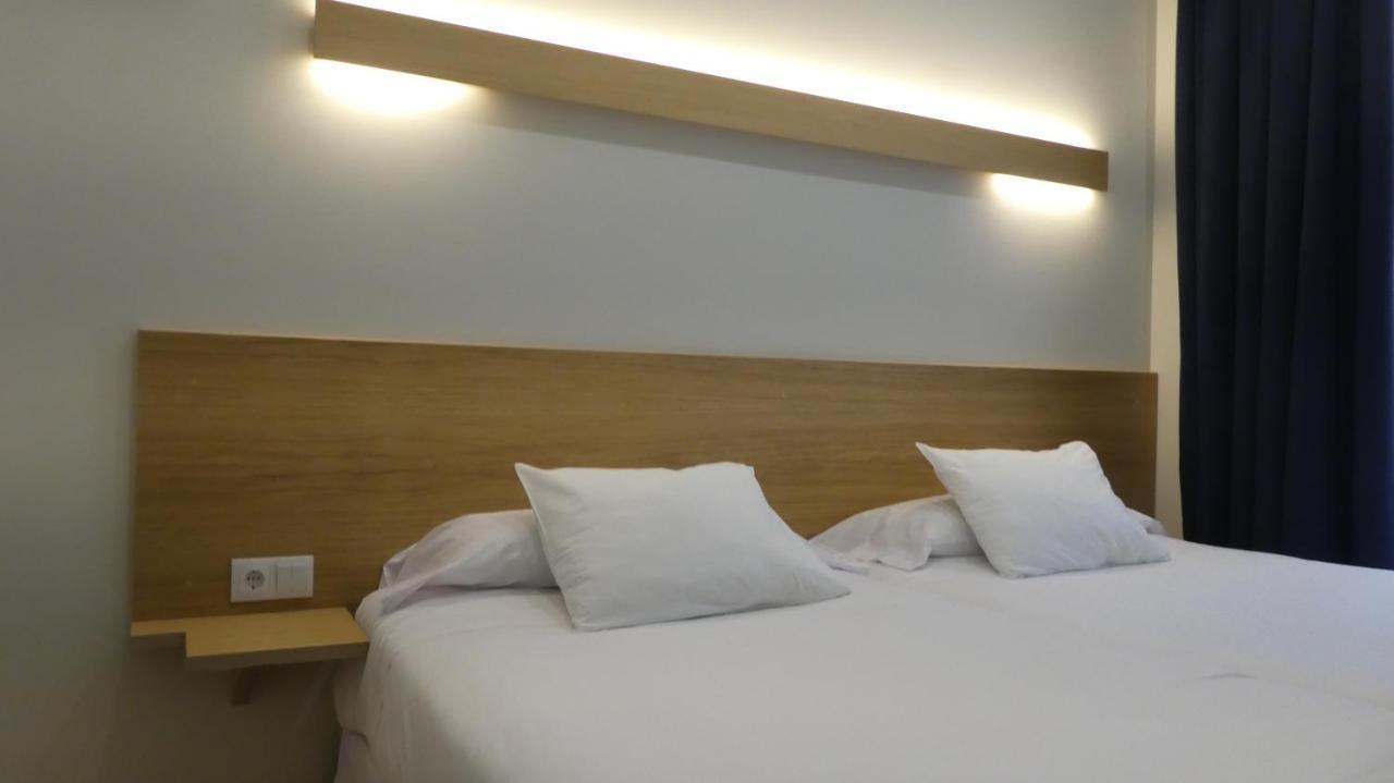 Plaza Pombo B&B - Hostal Сантандер Екстериор снимка